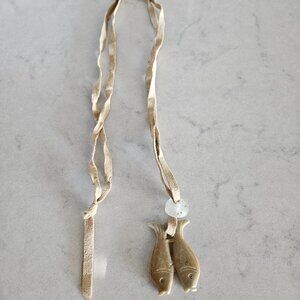 ASIAN NATURAL GREEN & BROWN JADEITE TWO-SIDED FISH PENDANT WITH CHAMOIS NECKLACE